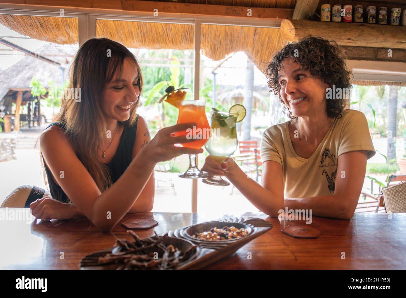 Two glasses drinks sit hi-res stock photography and images - Alamy