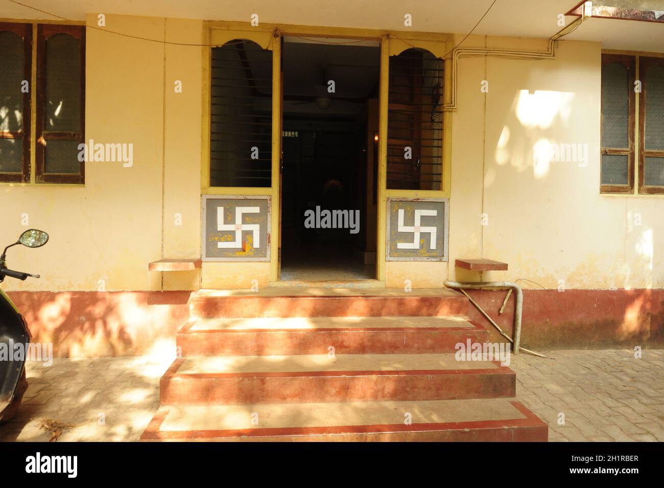 The vedas hinduism hi-res stock photography and images - Alamy