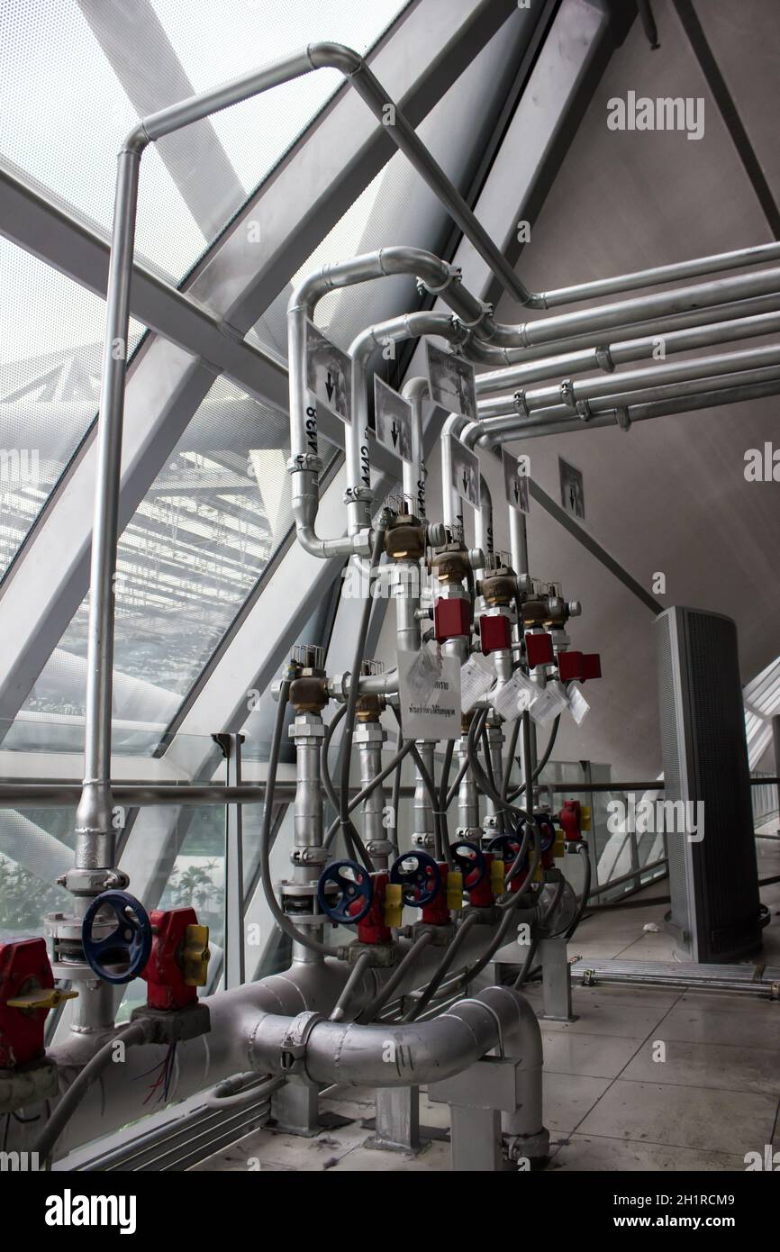 Two way flow hires stock photography and images Alamy