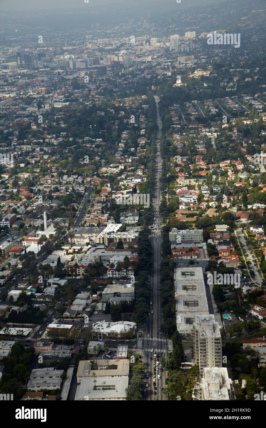 https://c8.alamy.com/comp/2H1RK9D/aerial-of-los-feliz-boulevard-hollywood-los-angeles-california-usa-2H1RK9D.jpg