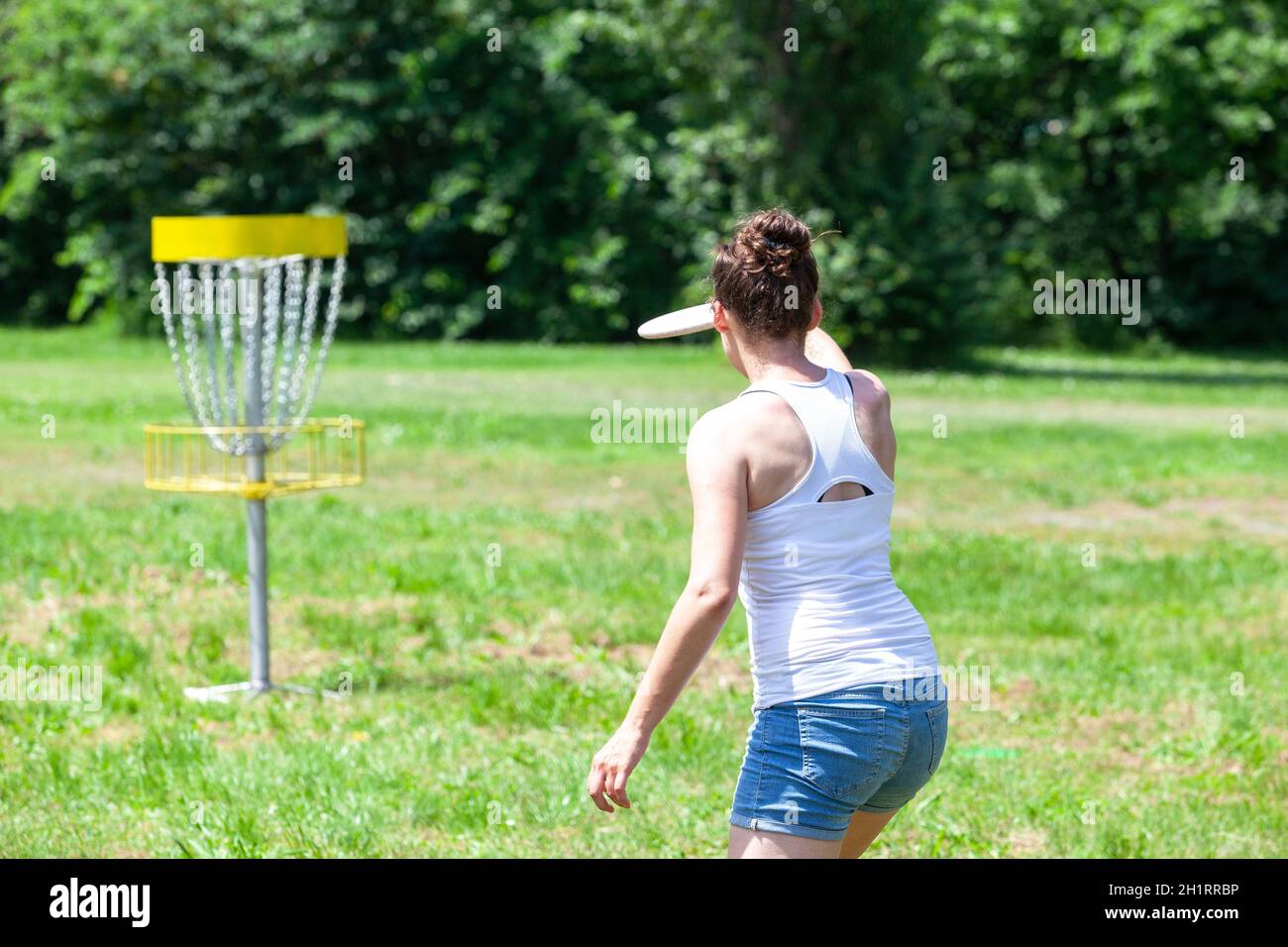 Disc toss hires stock photography and images Alamy