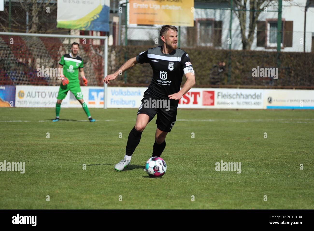 Johannes Reichert (SSV Ulm 1846) im Spiel der Fussball-RL SW 20-21: 28.  Sptg: Bahlinger SC - SSV Ulm Stock Photo - Alamy