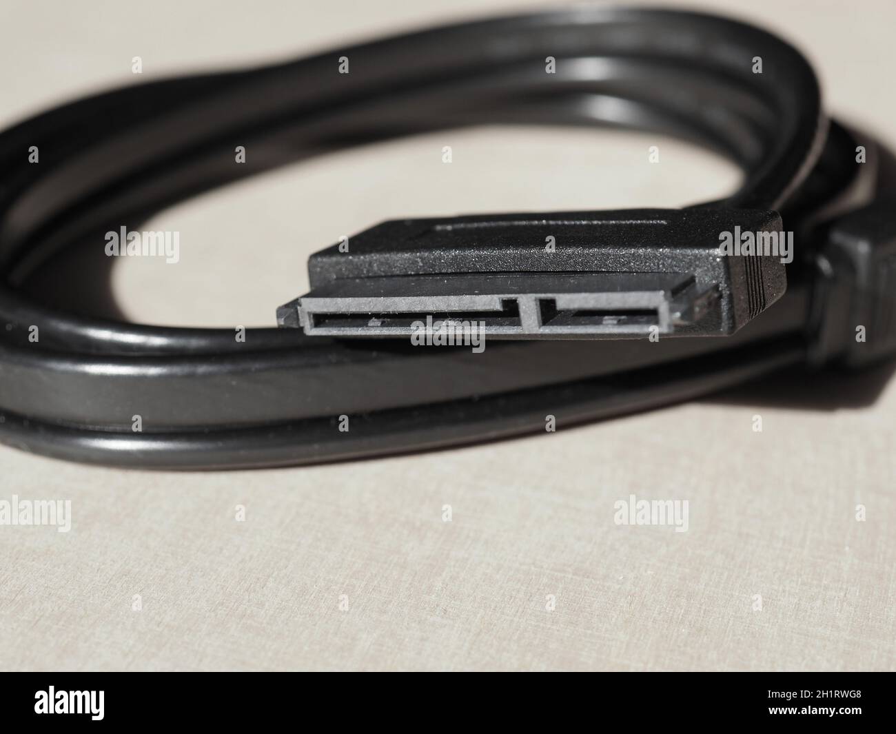 Serial ATA (SATA) cable to connects host bus adapters to mass storage
