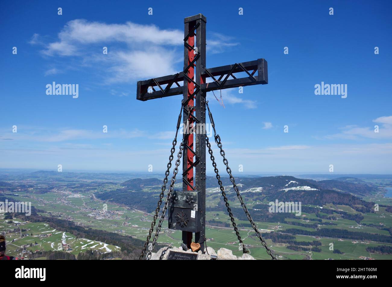 Gipfelkreuz auf dem Schober (1328 Meter), Thalgau, Fuschl, Salzburg, Europa - Summit cross on the Schober (1328 meters), Thalgau, Fuschl, Salzburg, Eu Stock Photo