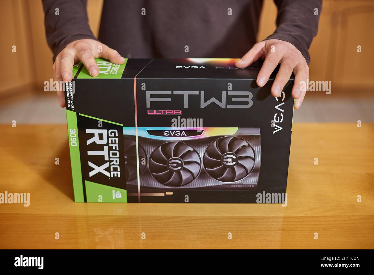 Meningsfuld renhed score Budapest, Hungary - Circa 2020: Buying an Nvidia Geforce RTX 3090 Graphics  Card made by EVGA in its box. High end GPU of the Nvidia RTX 30 series hard  Stock Photo - Alamy