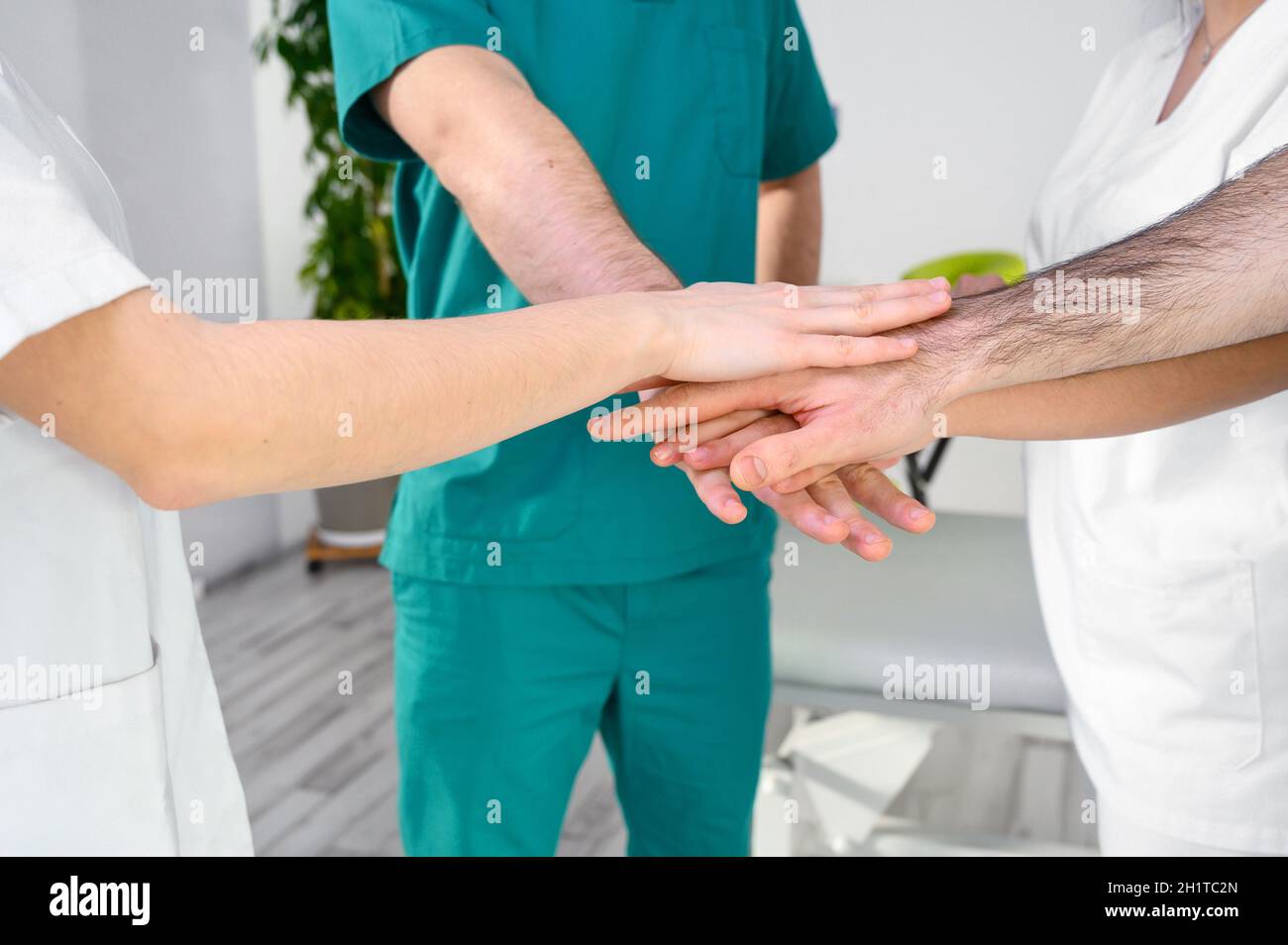 Healthcare professionals meeting hi-res stock photography and images ...