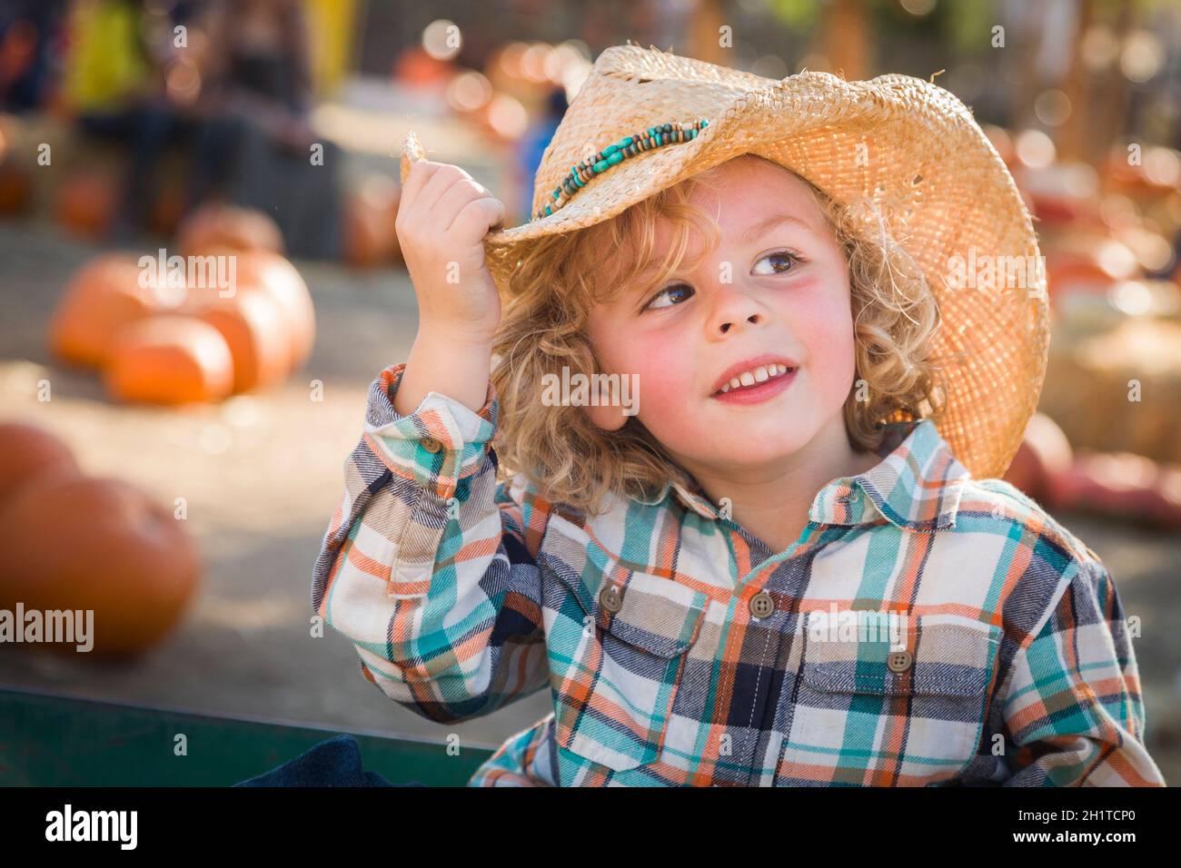 Child straw cowboy best sale hat