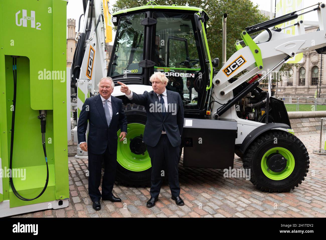 Prime Minister Boris Johnson and JCB chairman Lord Bamford at the