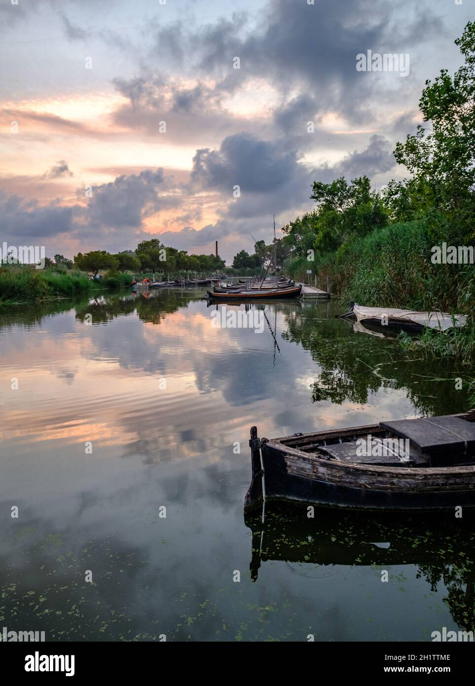 Traditional wooden boats of spain hi-res stock photography and images -  Page 3 - Alamy