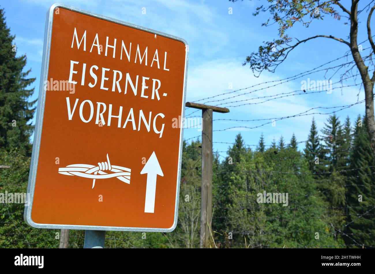 Mahnmal 'Eiserner Vorhang' in Schönegg imMühlviertel (Grenzübergang Guglwald) , Österreich, Europa - Memorial 'Iron Curtain' in Schönegg imMühlviertel Stock Photo