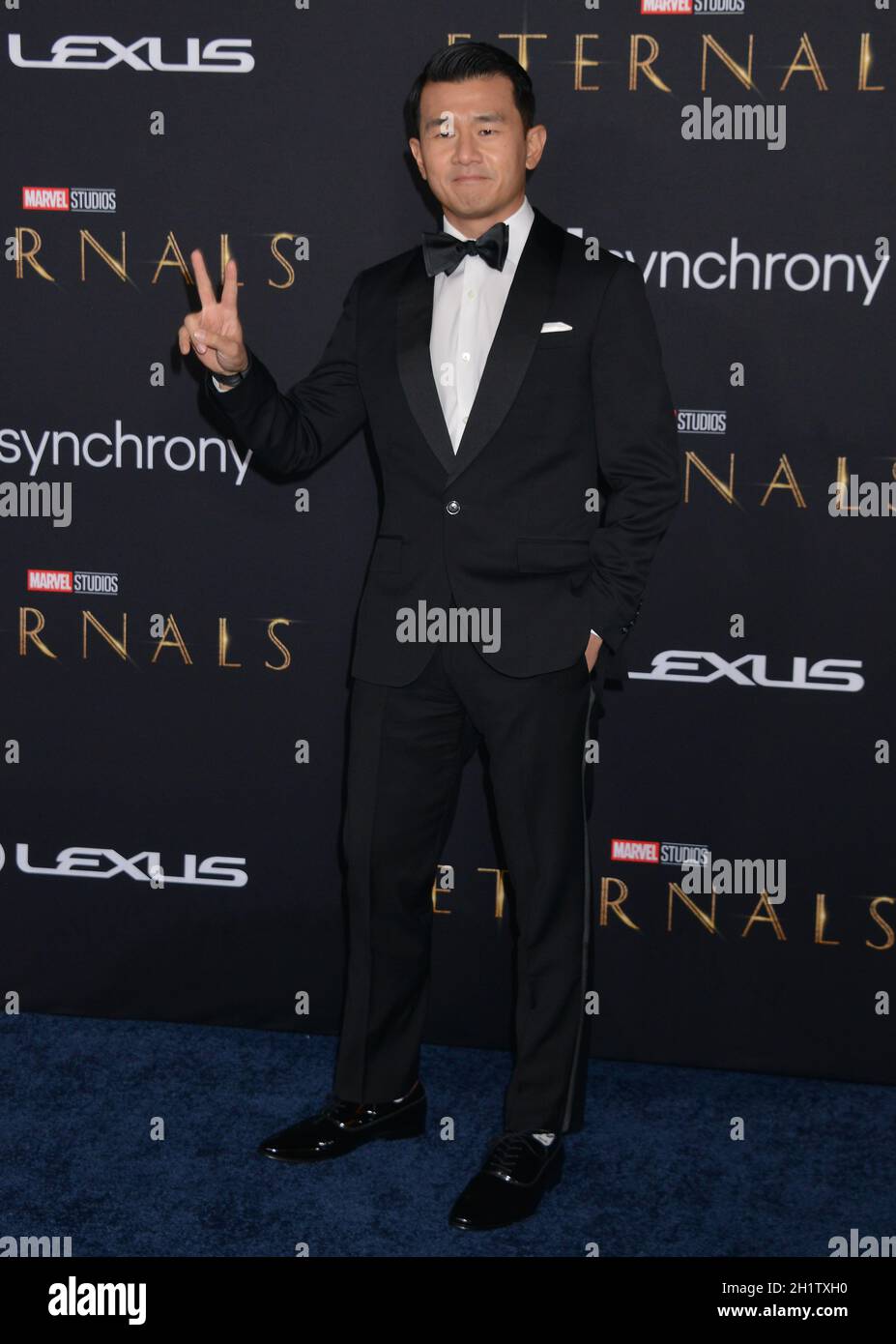 Los Angeles, USA. 19th Oct, 2021. Ronny Chieng 039 attends Marvel Studios' 'Eternals' premiere on October 18, 2021 in Los Angeles, Credit: Tsuni/USA/Alamy Live News Stock Photo
