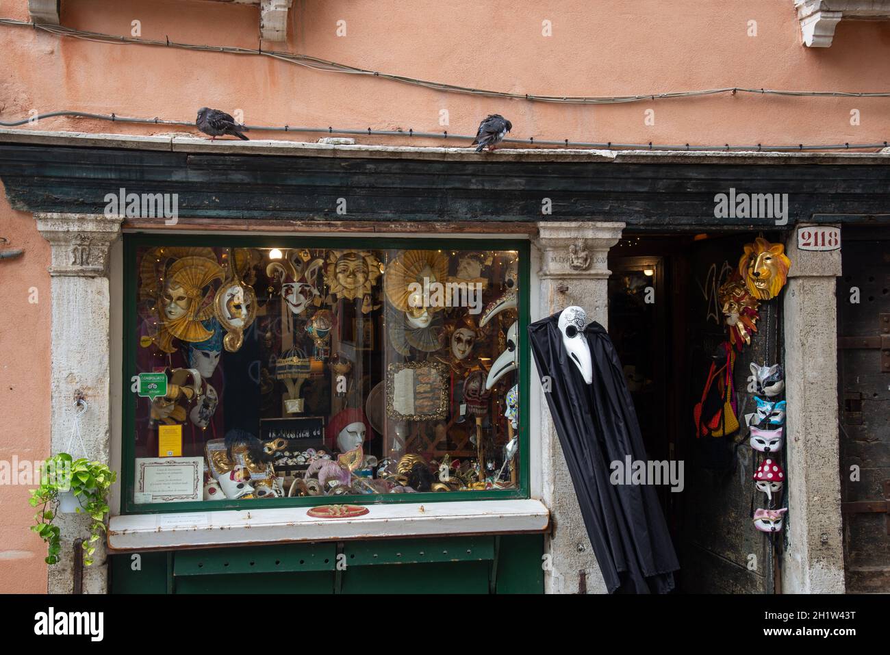 carnival masks shop in Venice, Italy Stock Photo