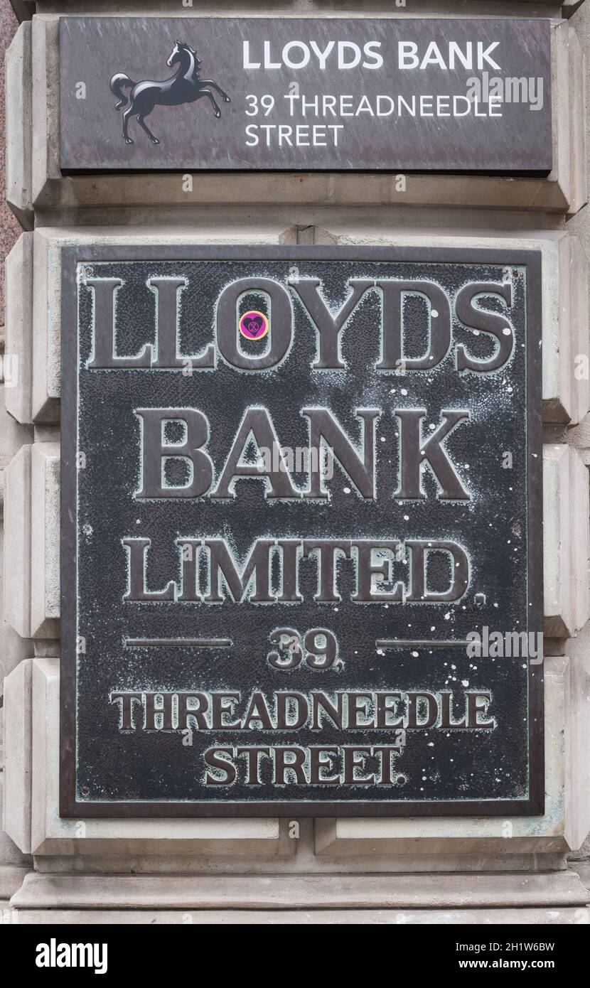 Metal name and address plates on wall of Lloyds Bank in Threadneedle ...