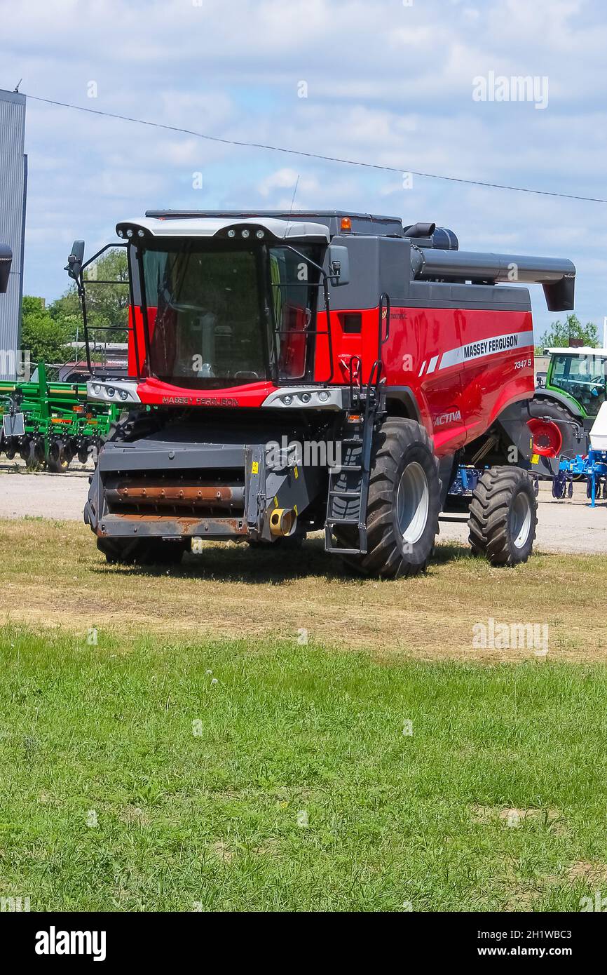 Agco tractor hires stock photography and images Alamy
