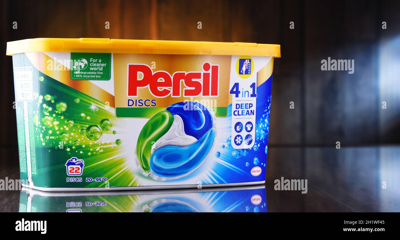 POZNAN, POL - JUN 10, 2021: A box of Persil capsule laundry detergent  product. Introduced by Henkel in 1907 Persil was the first commercially  availabl Stock Photo - Alamy