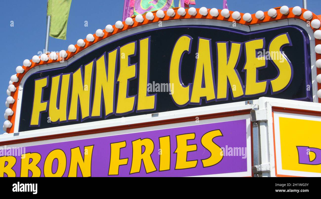 Food Vendor at County Fair Stock Photo Alamy