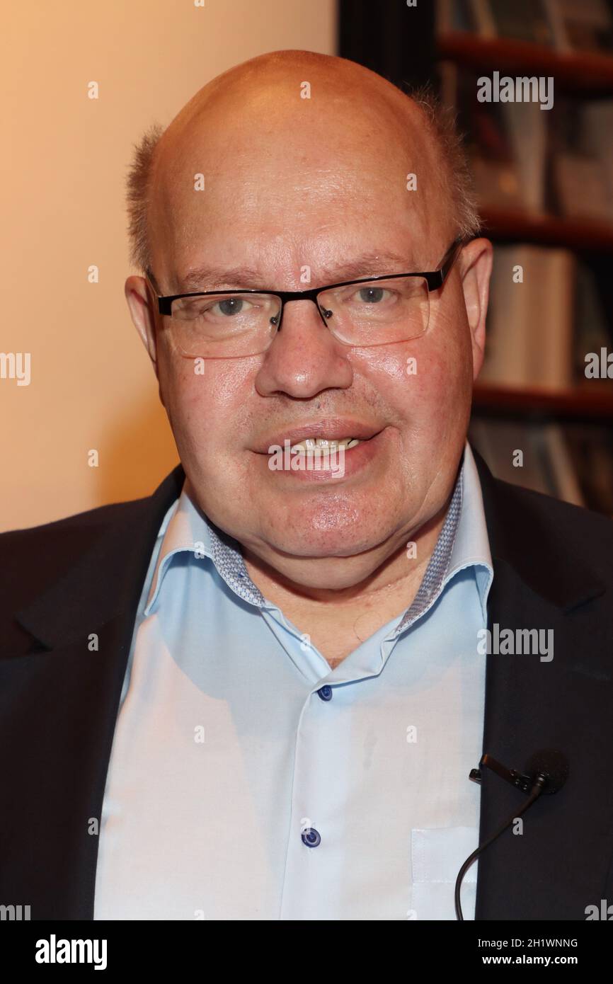 Peter Altmaier, Peter Altmaier besucht die Buchhandlung Felix Jud in Hamburg und redet ueber seine Buecher-Historie, Hamburg, 20.07.2021 Stock Photo