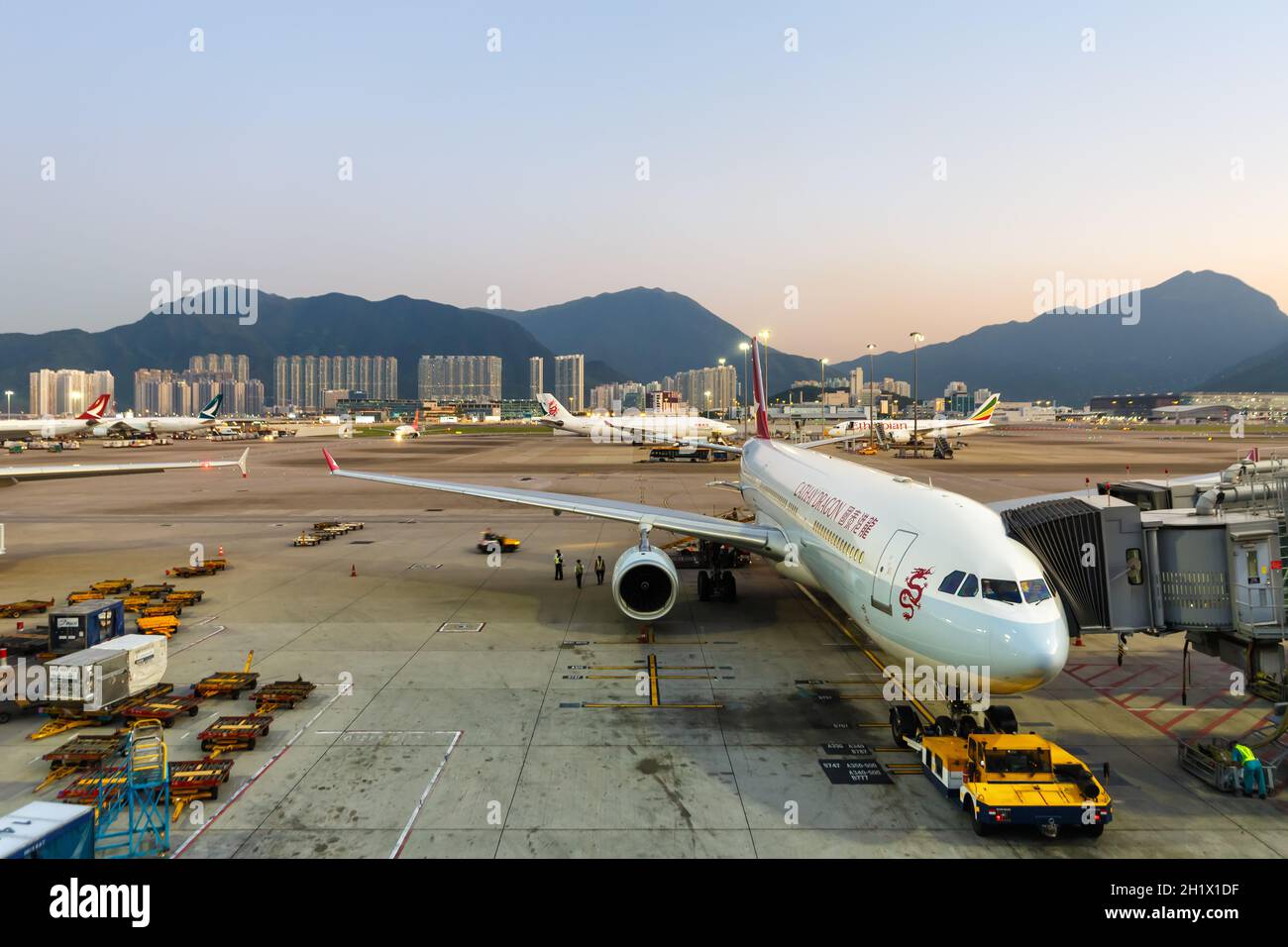 Hong Kong, China - September 20, 2019: Cathay Dragon headquarters at Hong  Kong airport (HKG) in China Stock Photo - Alamy