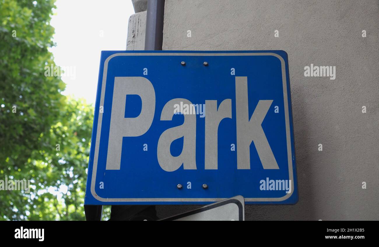 Blue Park Car Parking Traffic Sign Detail Stock Photo Alamy