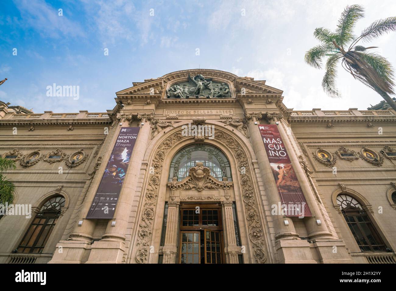 Santiago chile fine arts museum hi-res stock photography and images - Alamy