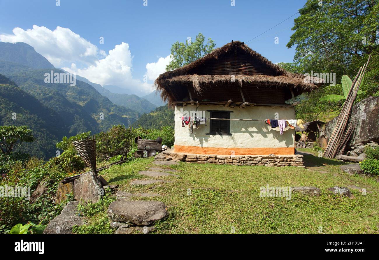 beautiful house home building in Nepal, Khumbu valley, Solukhumbu, Nepal Himalayas mountains Stock Photo
