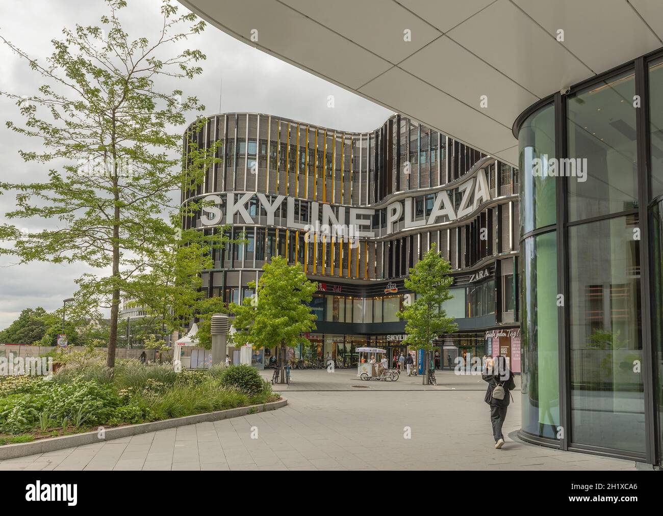 the facade with lettering of the Skyline Plaza in the Europaviertel,  Frankfurt, Germany Stock Photo - Alamy