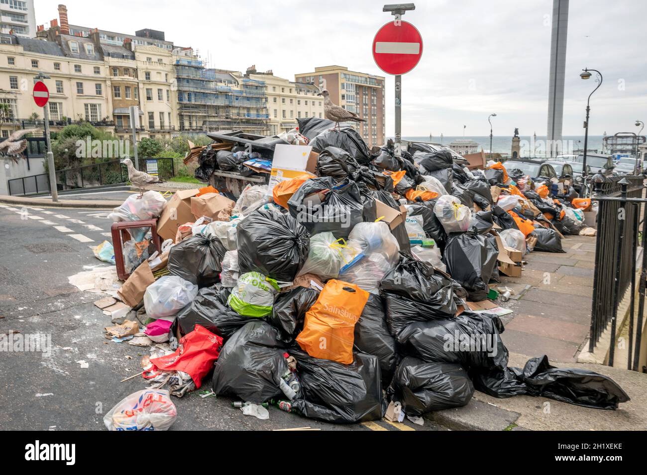 Brighton, October 18th 2021 Brighton refuse collectors' strike Stock