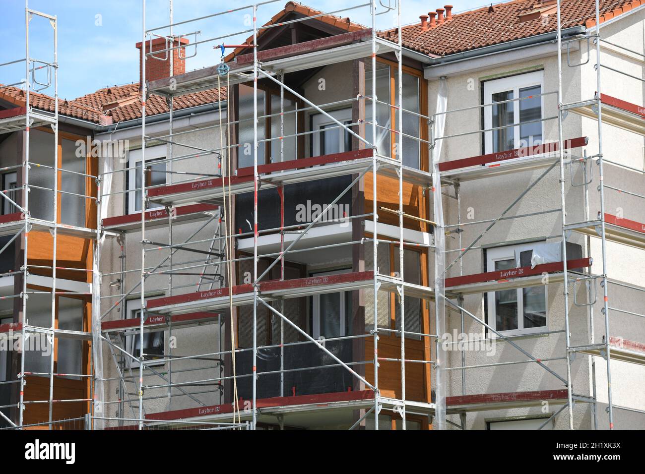 Thermische Sanierung eines Wohngebäudes in Österreich, Europa - Thermal renovation of a residential building in Austria, Europe Stock Photo