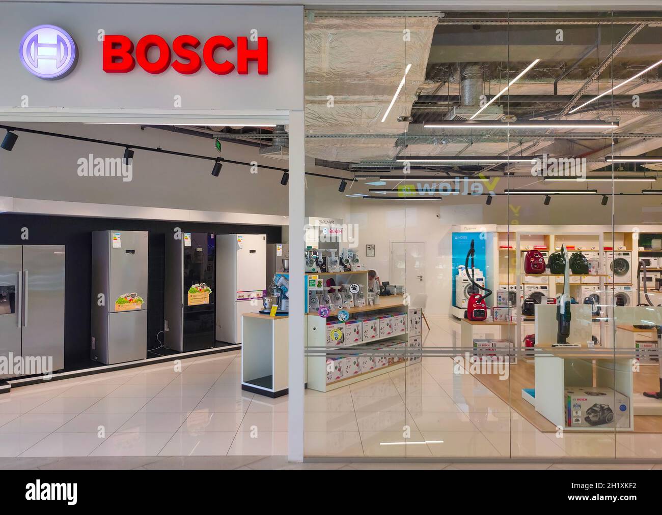 Bosch store hi-res stock photography and images - Alamy