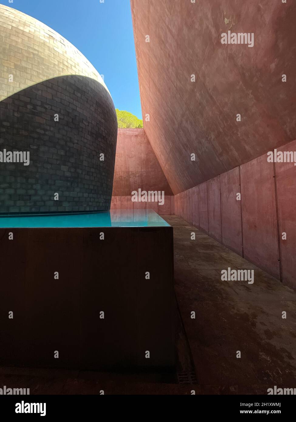 September 05, 2021 A James Turrell Second Wind Art Structure. Vejer de