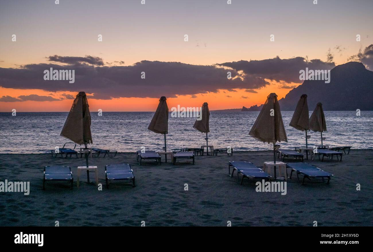 Sonnenuntergang, Sandstrand, Plakias, Südküste, Kreta, Griechenland Stock Photo