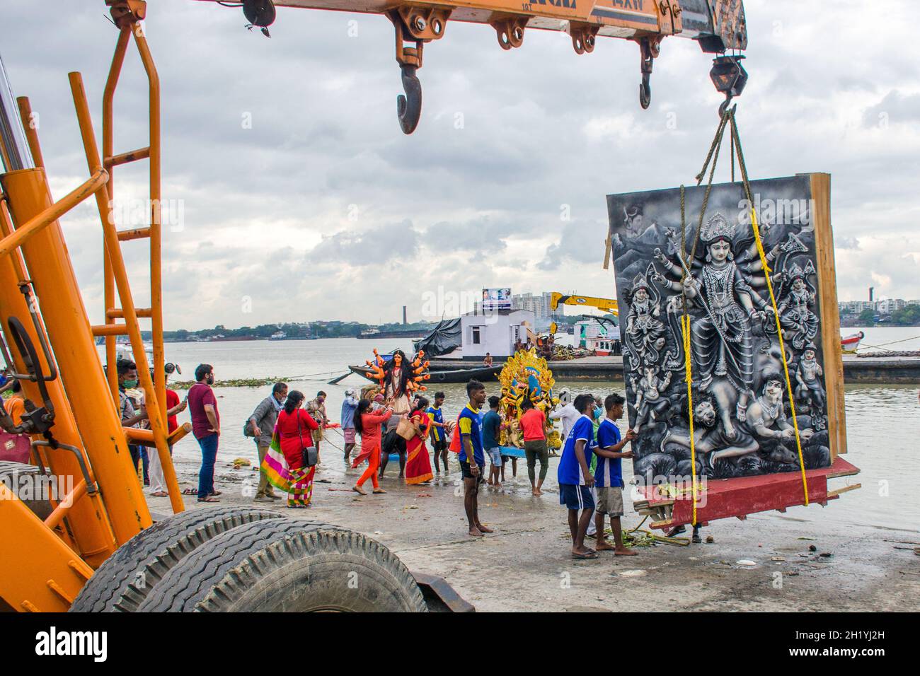 durga idol immersion at kolkata west bengal india Stock Photo