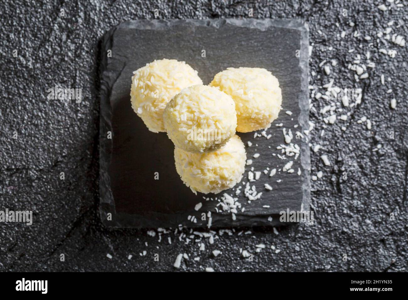 Spherical nut hires stock photography and images Alamy