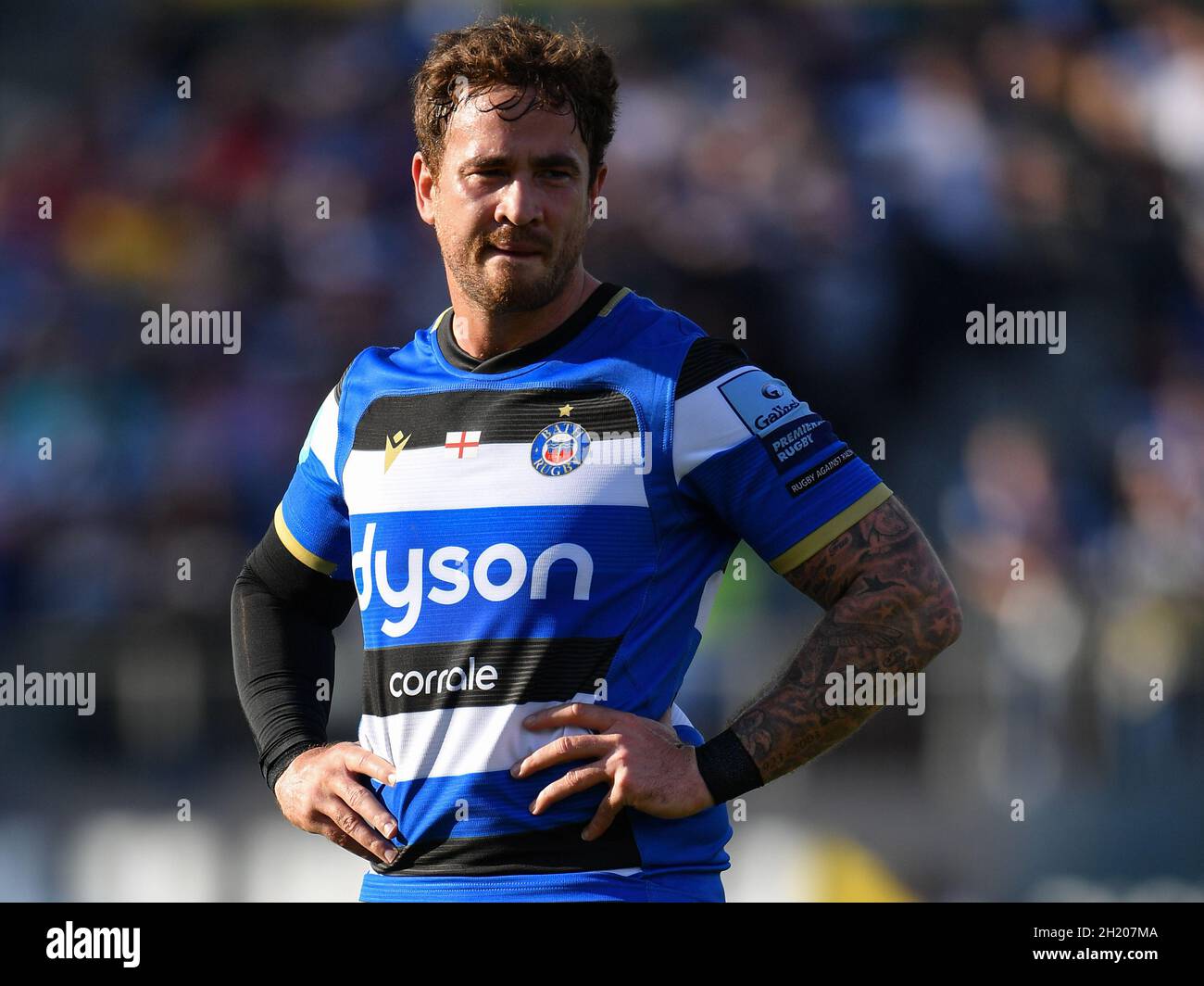 The Recreation Ground, Bath, England, UK. 17th October, 2021. Bath Rugby's Danny Cipriani during the Gallagher English Premiership match between Bath Rugby and Saracens: Credit: Ashley Western/Alamy Live News Stock Photo