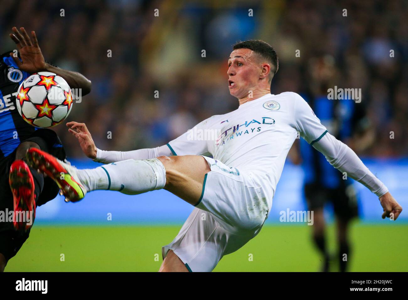 BRUGGE, BELGIUM - OCTOBER 19: Phil Foden of Manchester City during the Group A - UEFA Champions League match between Club Brugge KV and Manchester City at Jan Breydelstadion on October 19, 2021 in Brugge, Belgium (Photo by Perry van de Leuvert/Orange Pictures) Stock Photo
