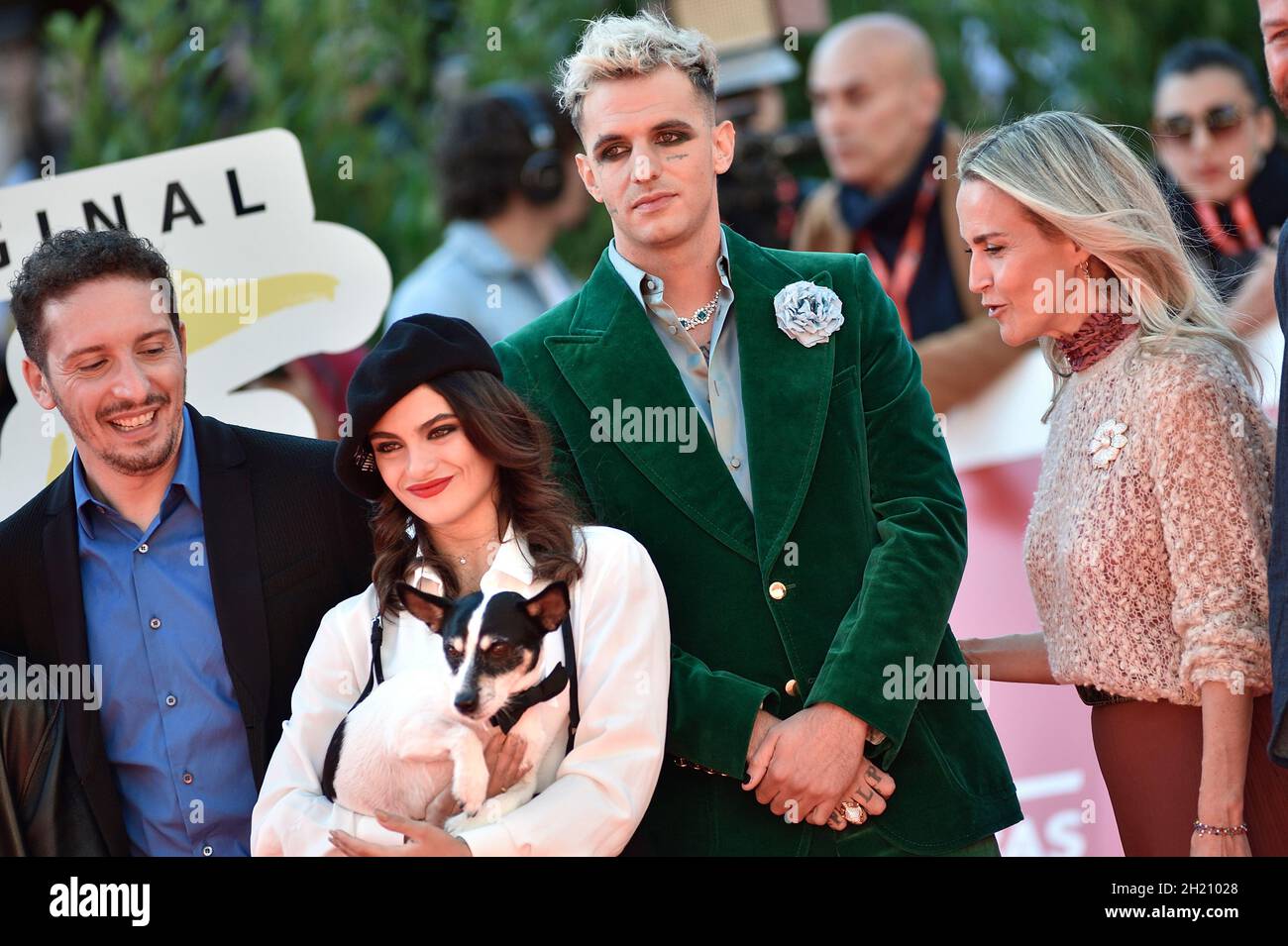 Rome, Italy. 19th Oct, 2021. ROME, ITALY - OCTOBER 19: Fabio Mollo, Aurora Giovinazzo, Achille Lauro, Nicole Morganti attend the red carpet of the movie 'Anni Da Cane' during the 19th Alice Nella Città 2021 at on October 19, 2021 in Rome, Italy. Credit: dpa/Alamy Live News Stock Photo