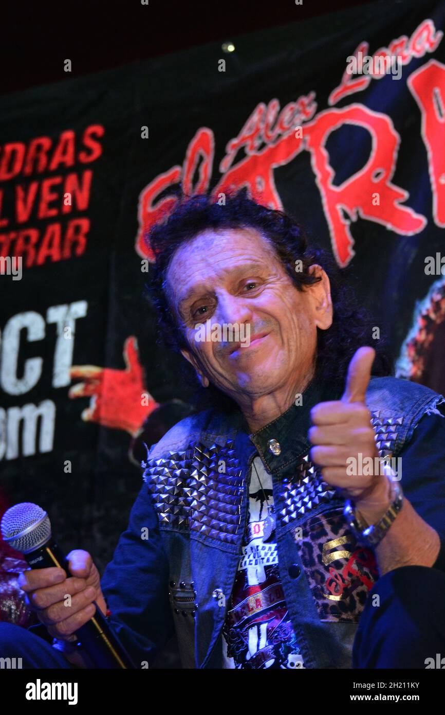 Non Exclusive: Alex Lora and Chela Lora integrants of Mexican band ‘ El Tri’  during a press conference to promote ‘Las Piedras se Vuelven a Encontrar Stock Photo