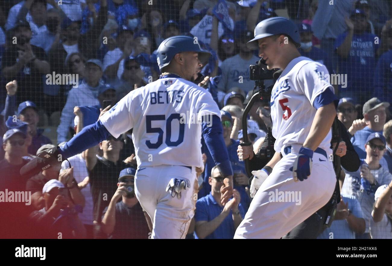 Los Angeles Dodgers shortstop Trea Turner (6) flies out to right field in  the first inning during an MLB baseball game against the Arizona  Diamondback Stock Photo - Alamy