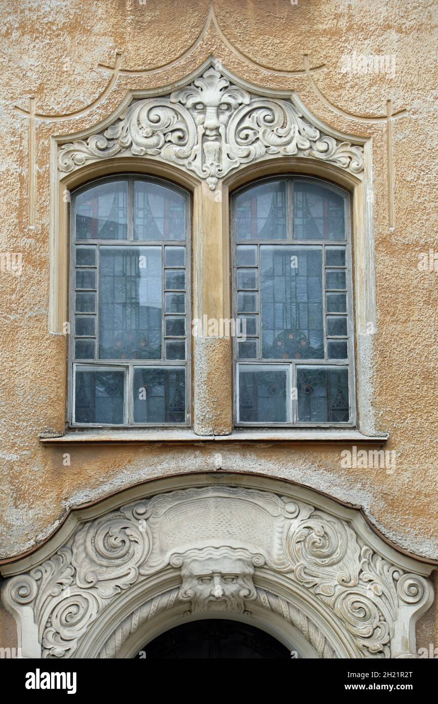 Art nouveau detail of 5 Baznicas iela in Riga Stock Photo - Alamy