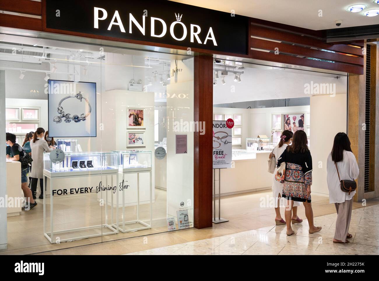 https://c8.alamy.com/comp/2H2275K/shoppers-are-seen-at-the-danish-jewelry-manufacturer-and-retailer-pandora-store-at-tung-chung-district-in-hong-kong-photo-by-budrul-chukrut-sopa-imagessipa-usa-2H2275K.jpg