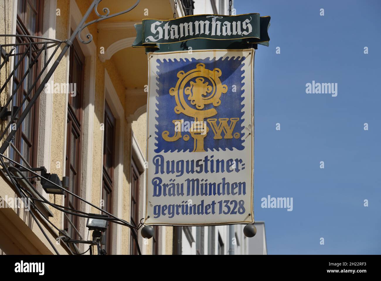 Page 2 Augustiner Brewery Munich High Resolution Stock Photography And Images Alamy