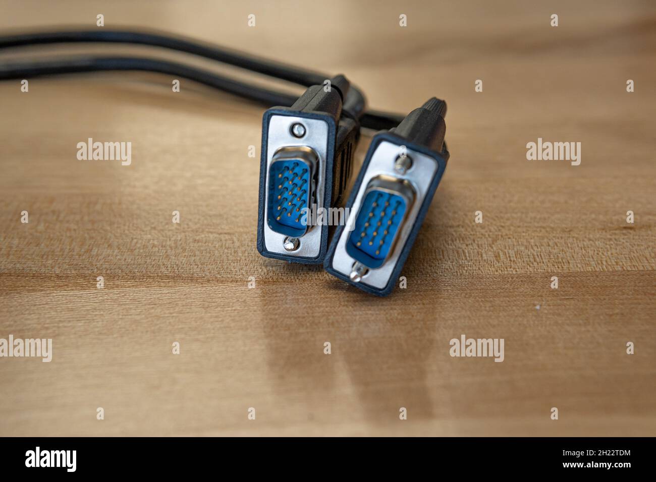 VGA Cable on office desk with connecting pins Stock Photo Alamy