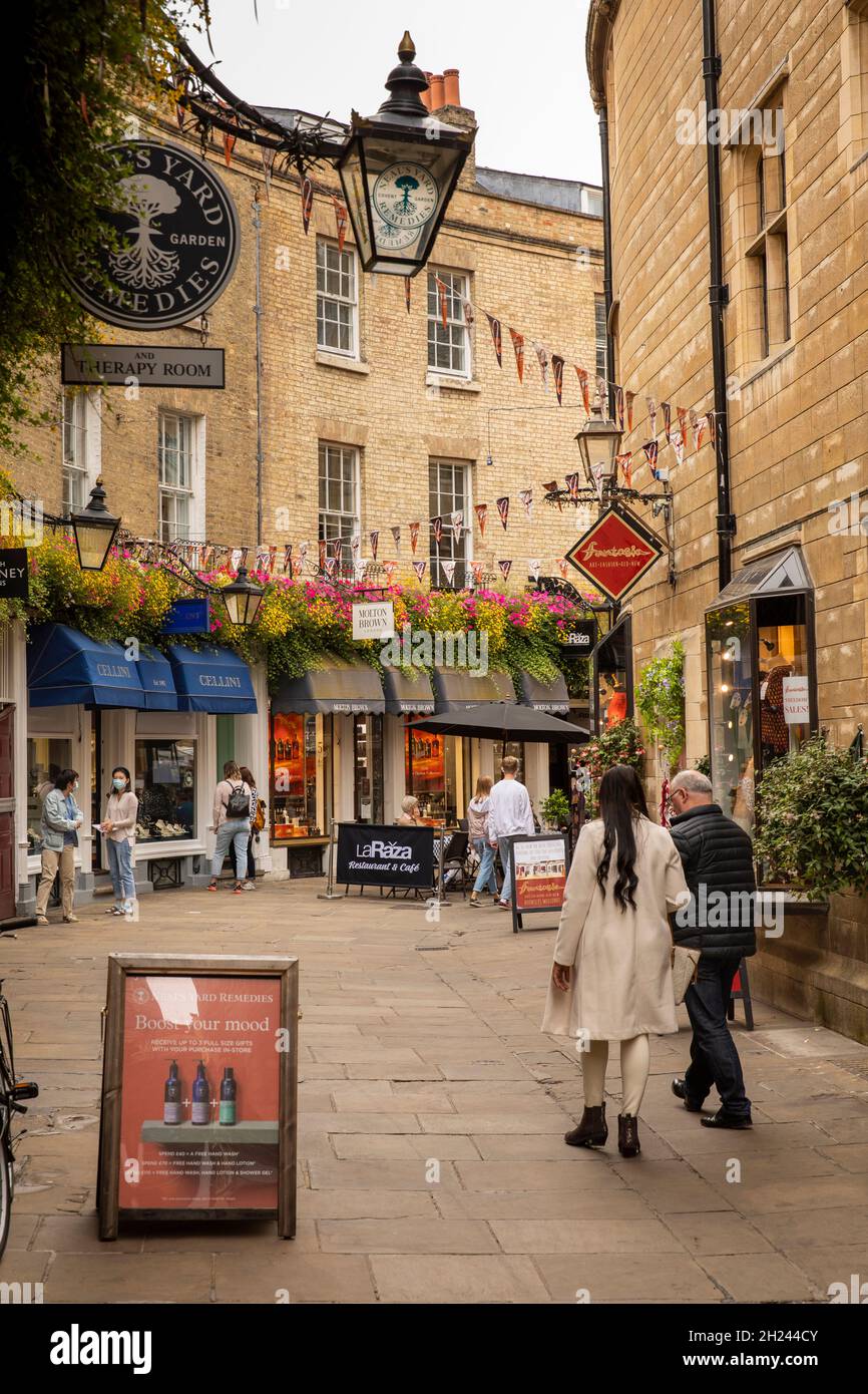 UK, England, Cambridgeshire, Cambridge, Rose Crescent, shops Stock