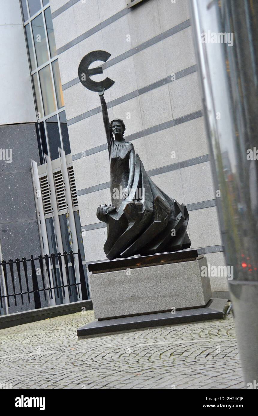 Europaparlament brüssel hi-res stock photography and images - Alamy