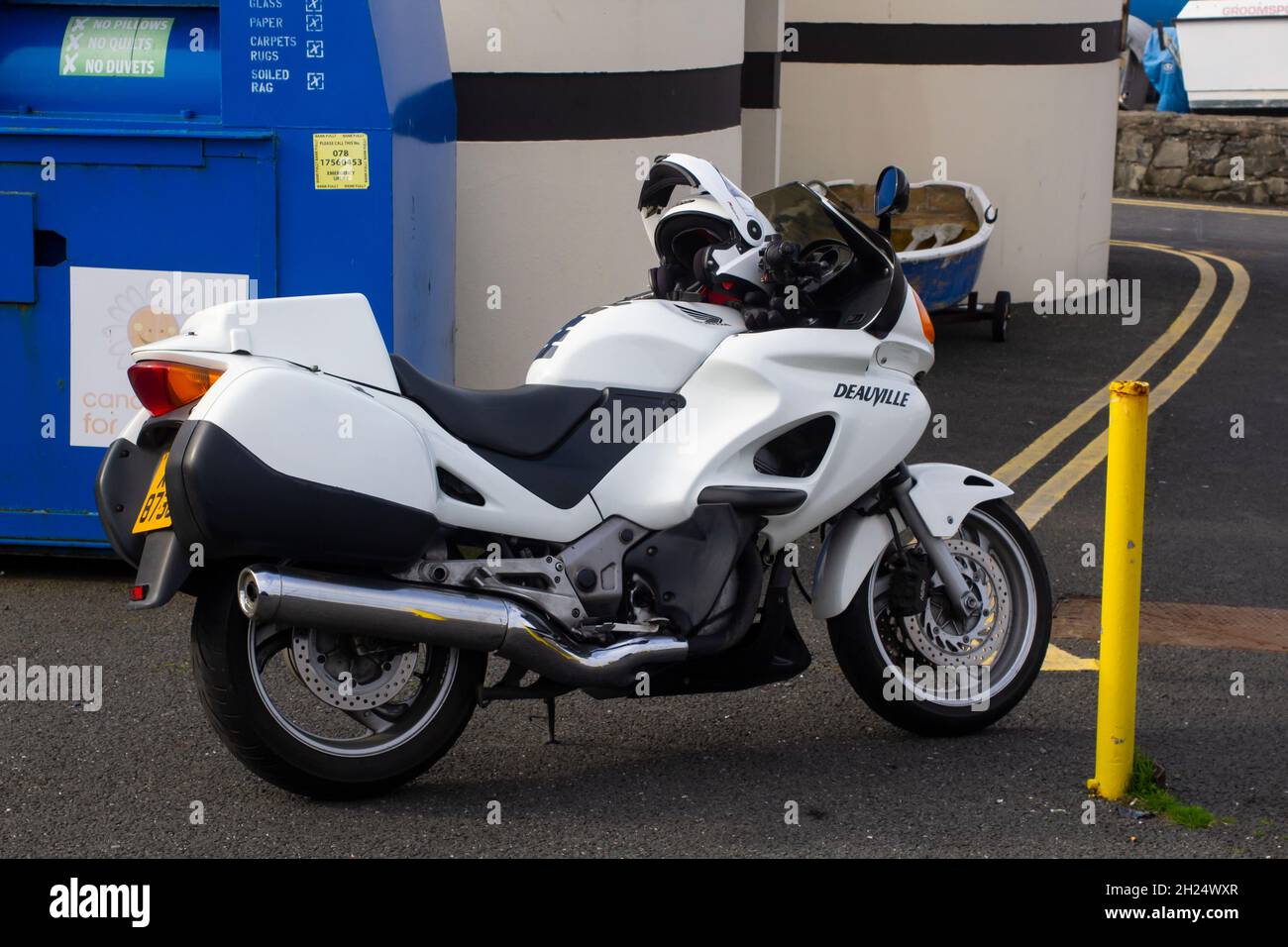 16 October 2021 Groomsport County Down in Northern Ireland. A luxury HONDA NT650V DEAUVILLE motorcycle parked up in the car park at Groomsport Stock Photo