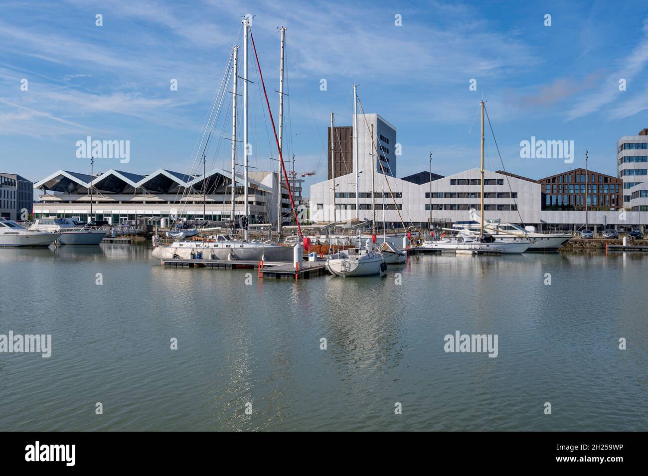 Redevelopment of the bassins à flot with a new waterfront and marina,  Bordeaux, France Stock Photo - Alamy