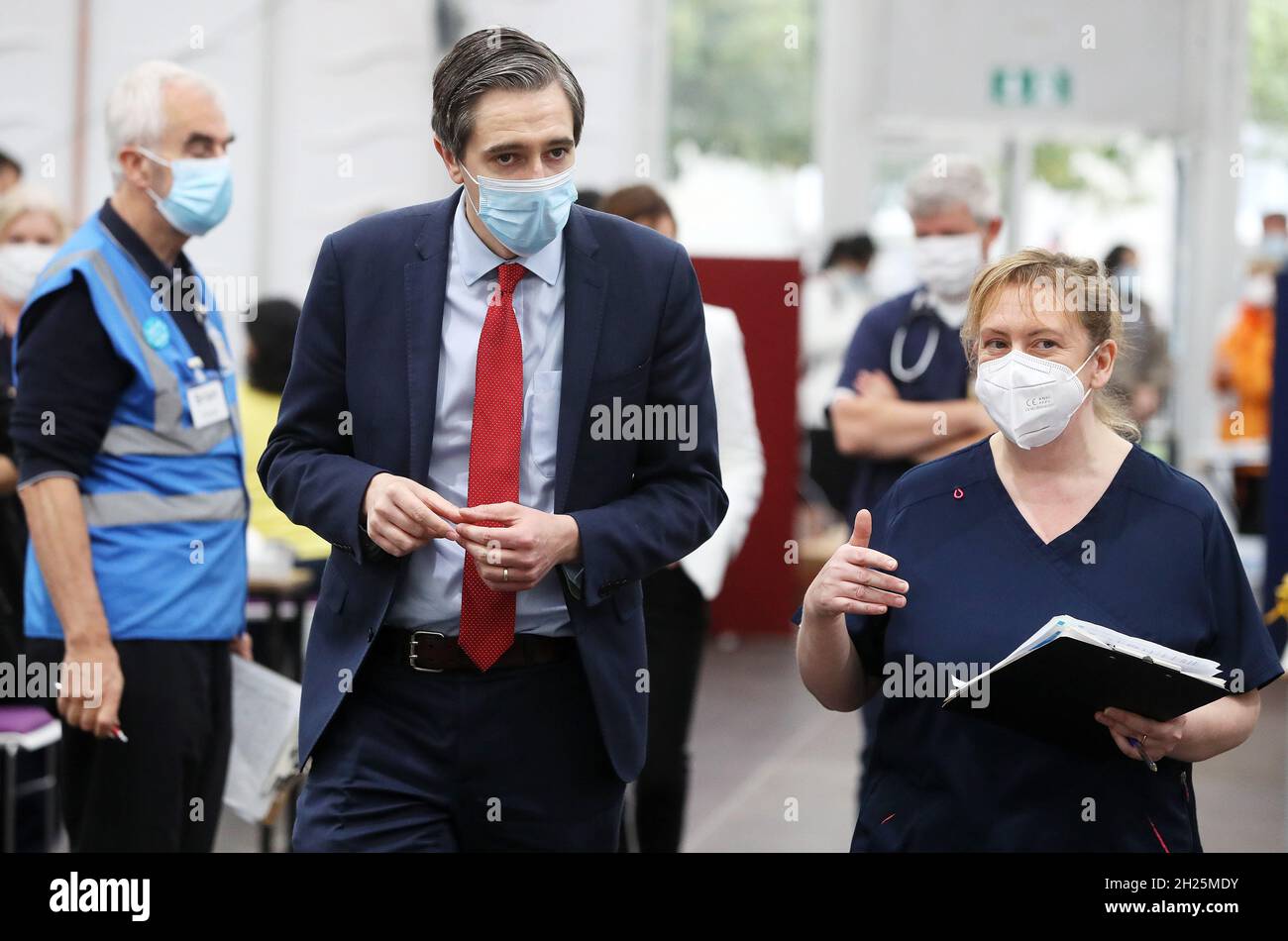 Pop up vaccination clinic hi-res stock photography and images - Alamy