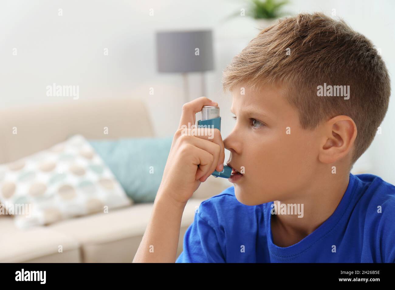 Ба у детей. Астма у подростка. Подросток астматик. Снимок бронхиальной астмы у детей. Бронхиальная астма у подрр.