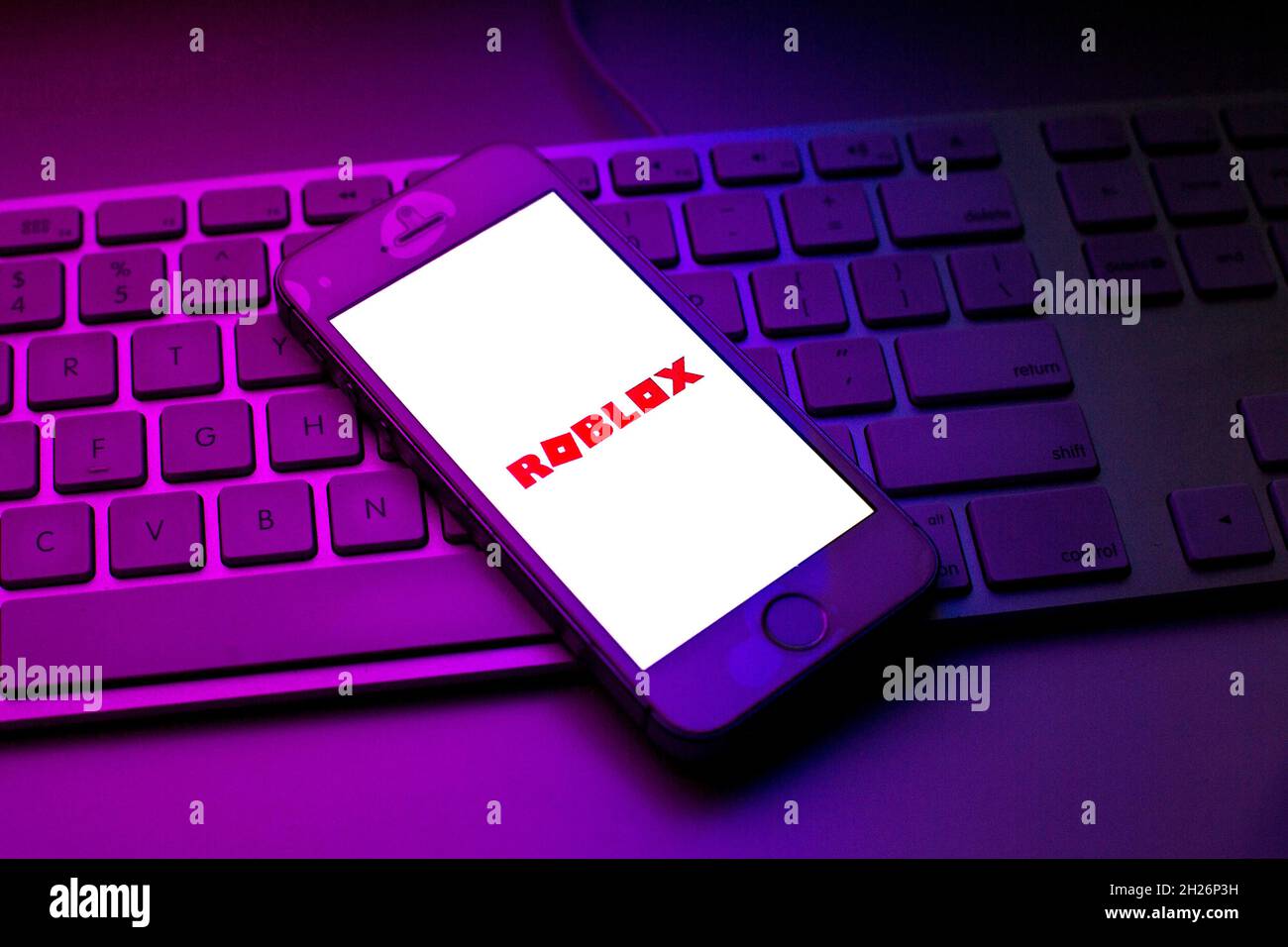 Roblox Game App On Smartphone Screen Stock Photo 1997154221