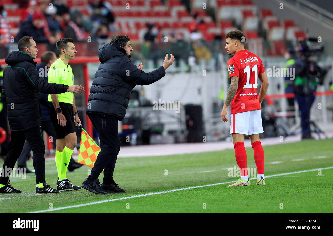 MOSCOW, RUSSIA, OCTOBER 20, 2021. The 2021/22 UEFA Europa League. Football  match between Spartak (Moscow) vs Leicester City (Leicester, England) at  Otkritie Arena in Moscow. Leicester von 3:4.Photo by Stupnikov Alexander/FC  Spartak